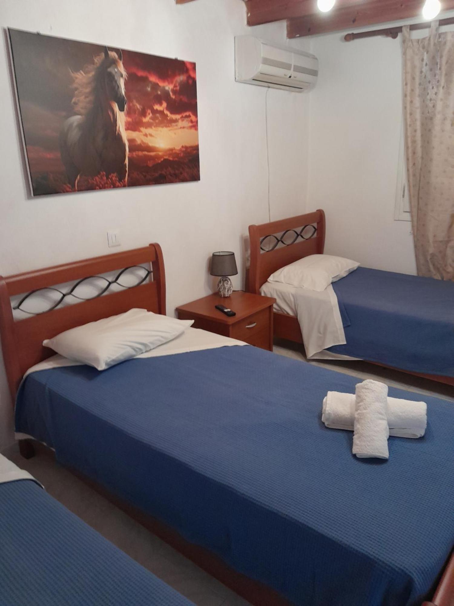 "Petrina" Sevasti Symi Studios Exteriör bild